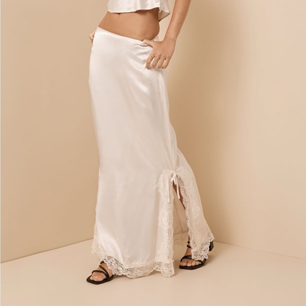 PacSun White Maxi Skirt with Lace Trim